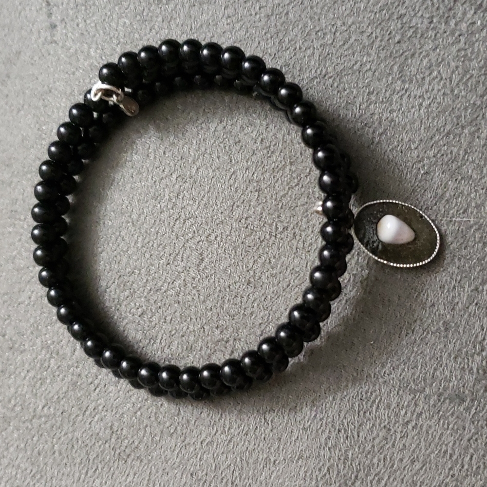 Sterling Black Onyx Bead Wrap Bracelet with Shell Dangle